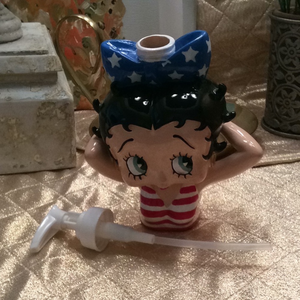Betty Boop Lotion Container - Picture 4 of 5